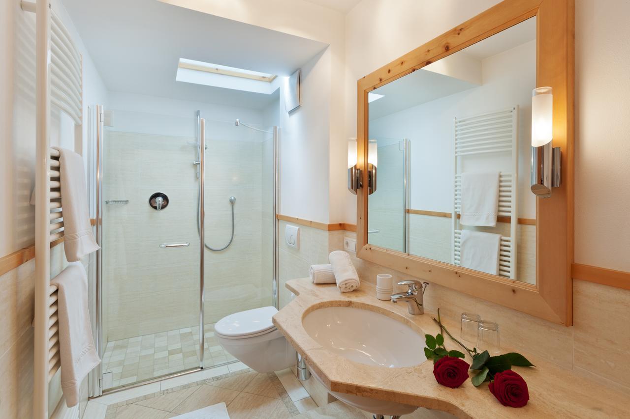Hotel Anigglhof à Malles Venosta Extérieur photo