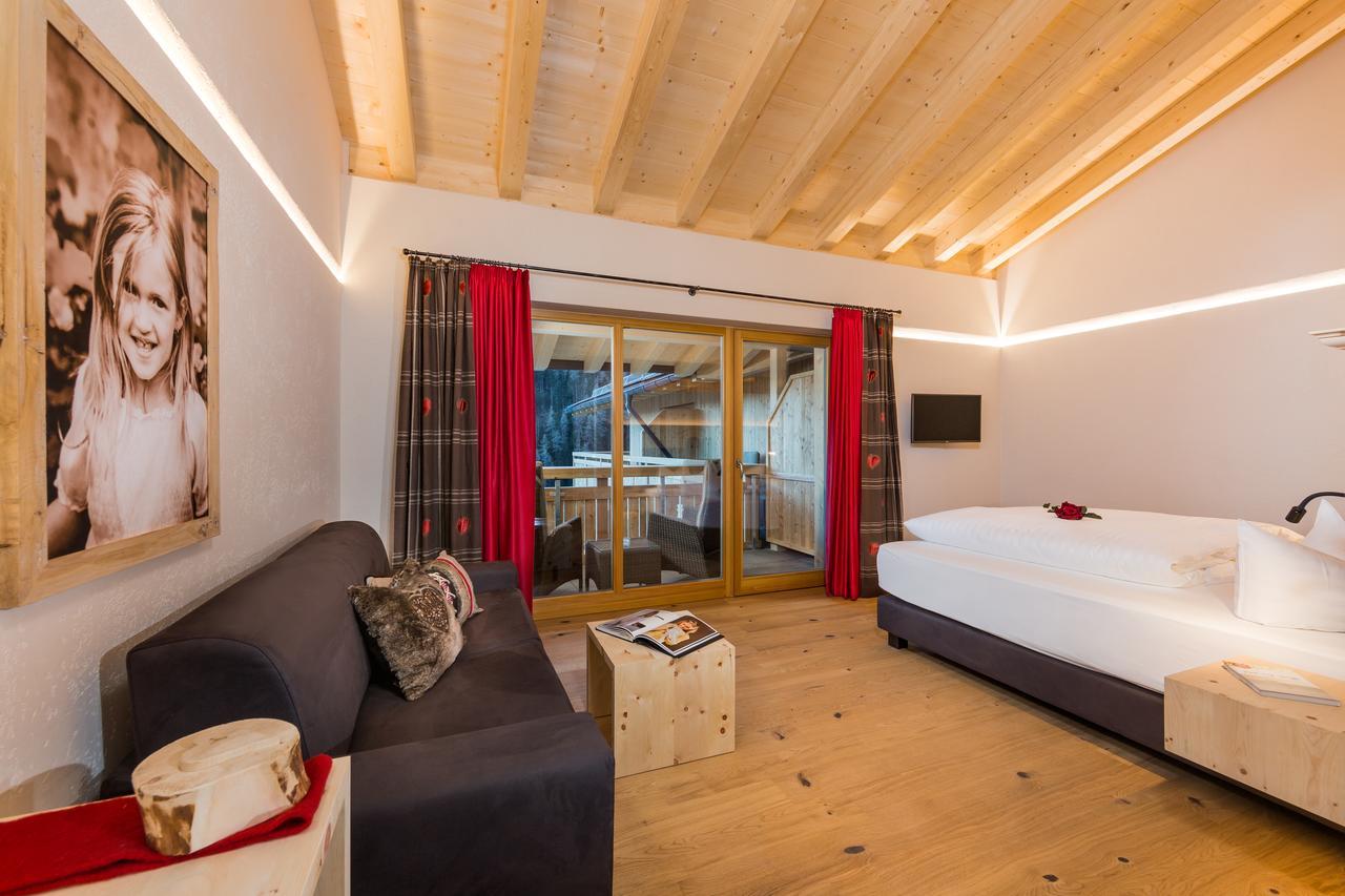 Hotel Anigglhof à Malles Venosta Extérieur photo
